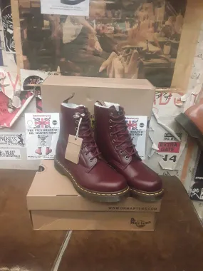 Dr Martens Fleece Lined Serena 8 Hole Shiraz Red Size 6